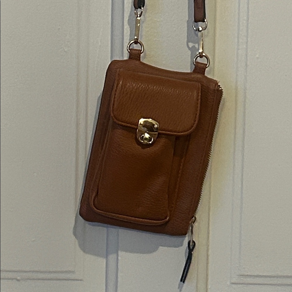 Source Unknown Brown Pebble Leather Crossbody Pouch with Front Flap